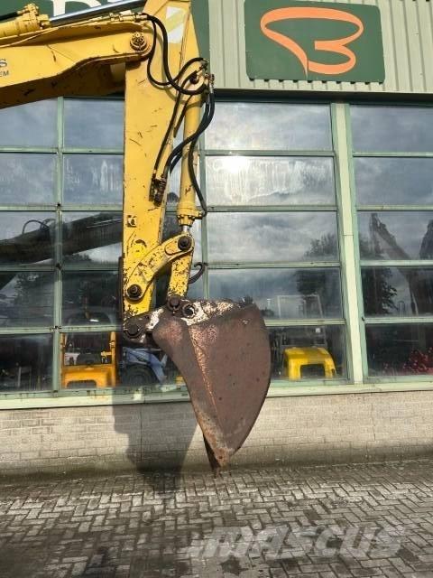 Etec 812 轮式挖掘机