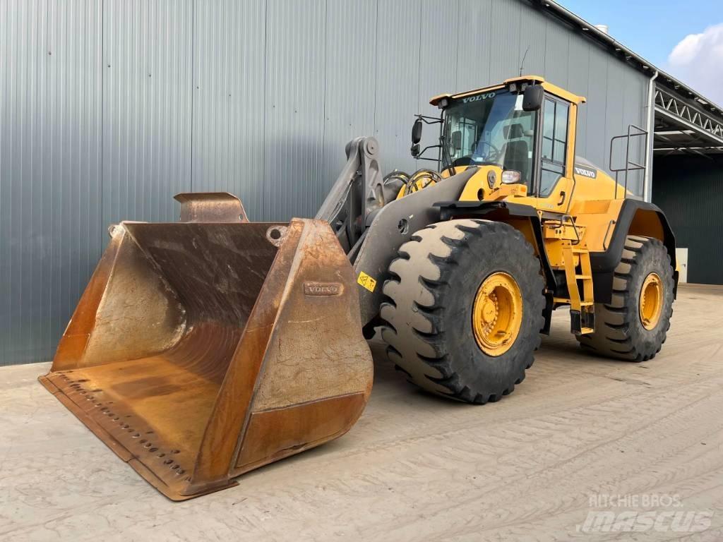 Volvo L220H 轮式装载机