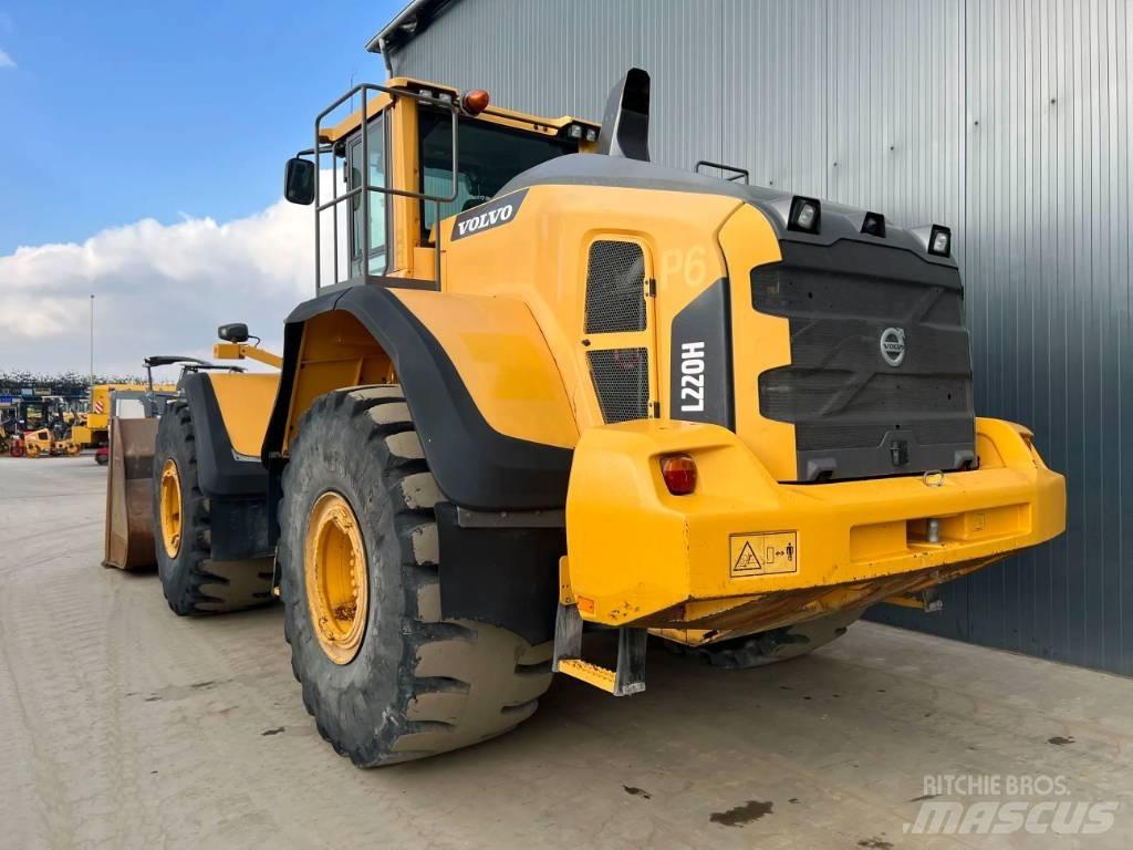 Volvo L220H 轮式装载机