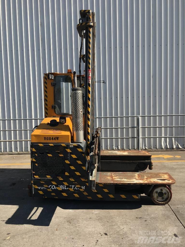 Combilift C 3000 侧卸式铲车