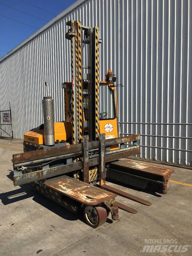 Combilift C 3000 侧卸式铲车