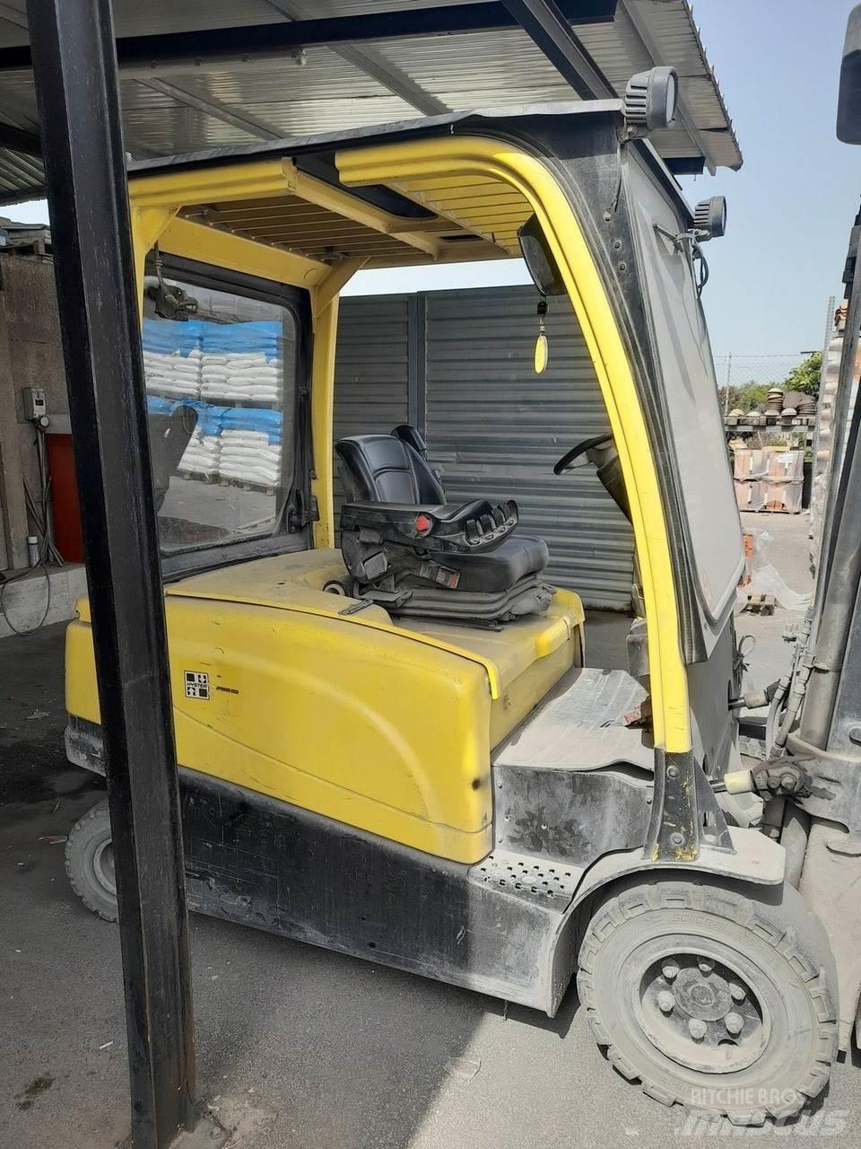 Hyster J2.5XN 电动叉车