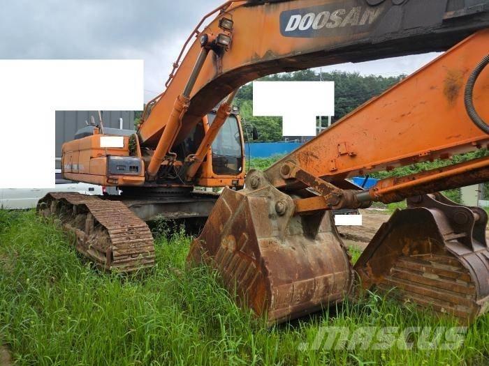 Doosan DX 520 LC 履带挖掘机