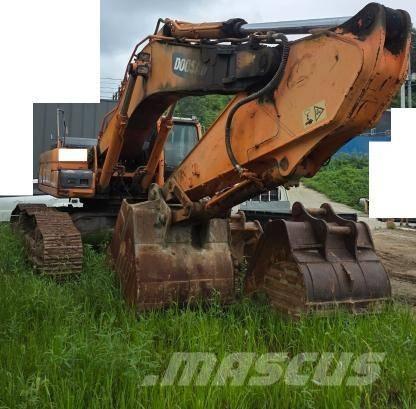Doosan DX 520 LC 履带挖掘机