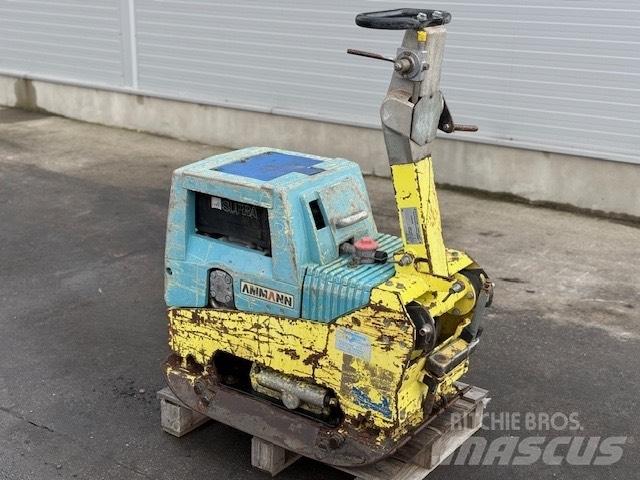 Ammann AVH 4020 平板夯