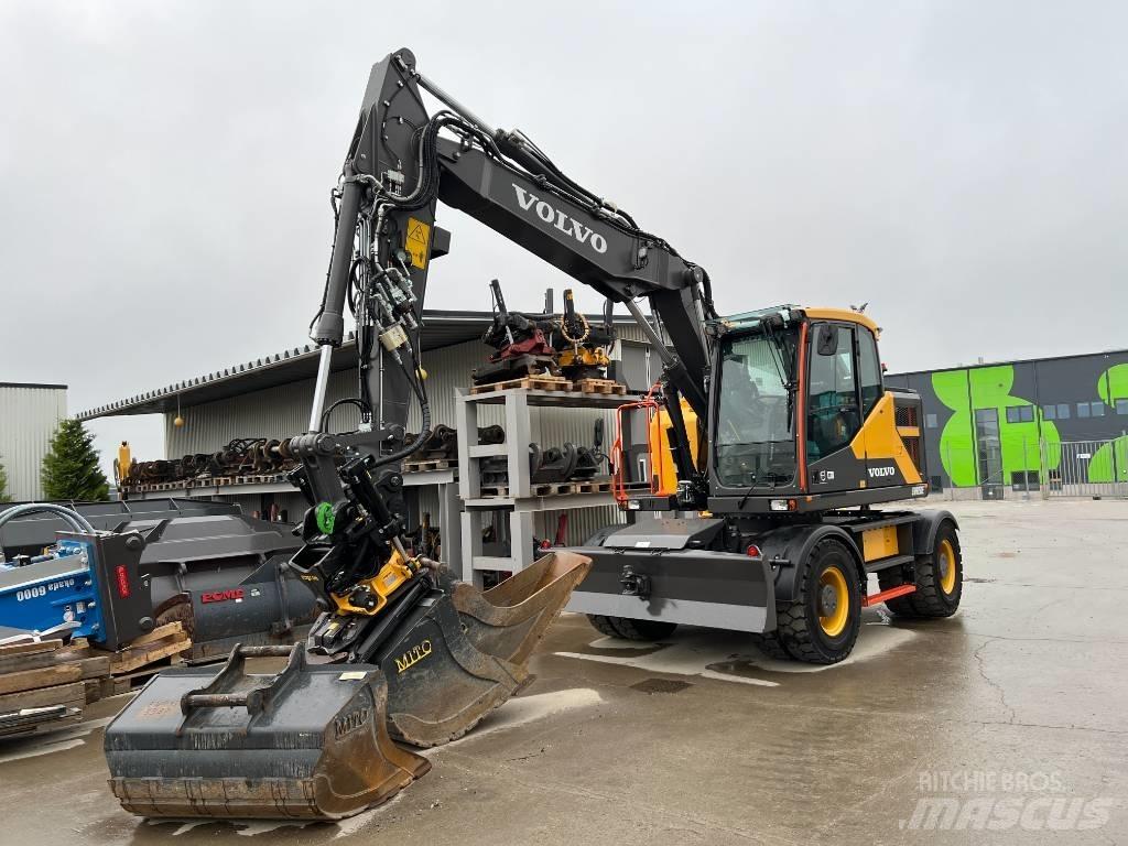 Volvo EWR150E 轮式挖掘机