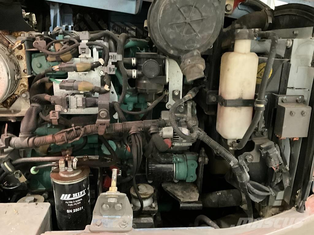 Volvo ECR 88 D 中型挖掘机