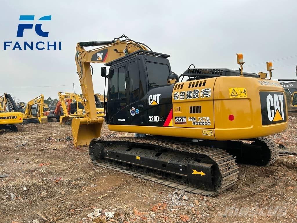 CAT 320d2 履带挖掘机