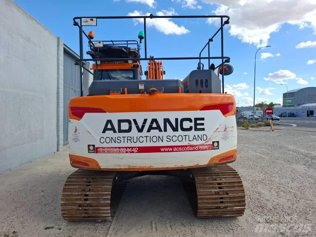 Doosan DX 140LC-5 履带挖掘机