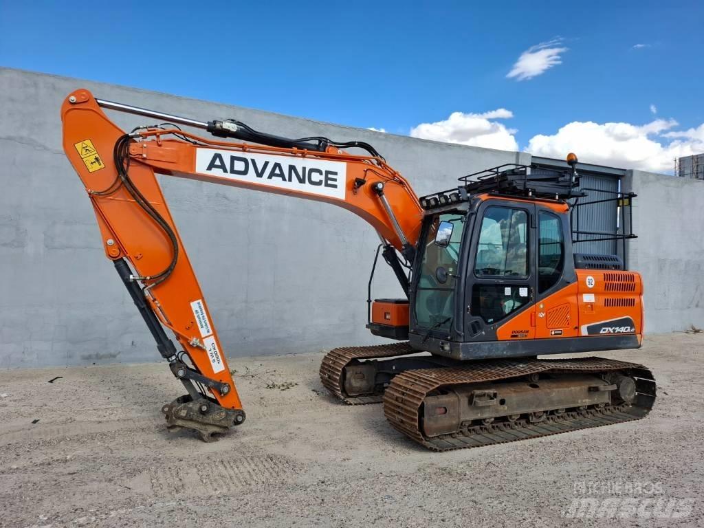 Doosan DX 140LC-5 履带挖掘机