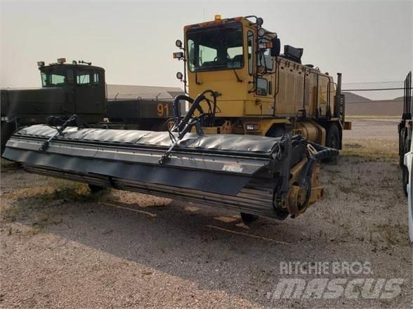 Oshkosh HB2718 建筑机械-其他