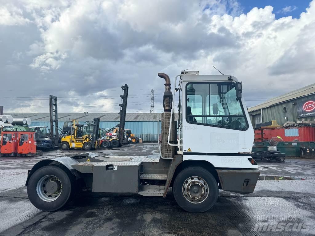 Terberg YT 222 码头牵引车