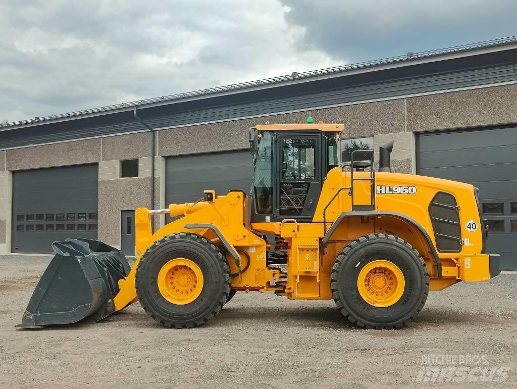 Hyundai HL 960 轮式装载机