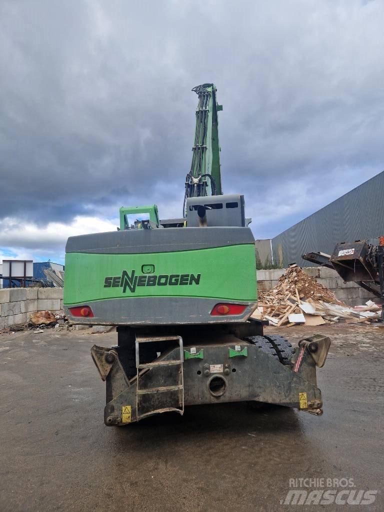 Sennebogen 821 E 轮式挖掘机