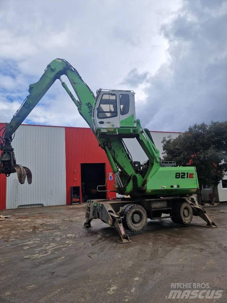 Sennebogen 821 E 轮式挖掘机