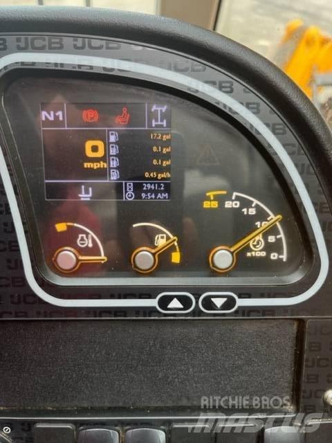 JCB 540-140 伸缩臂叉装车|叉装车