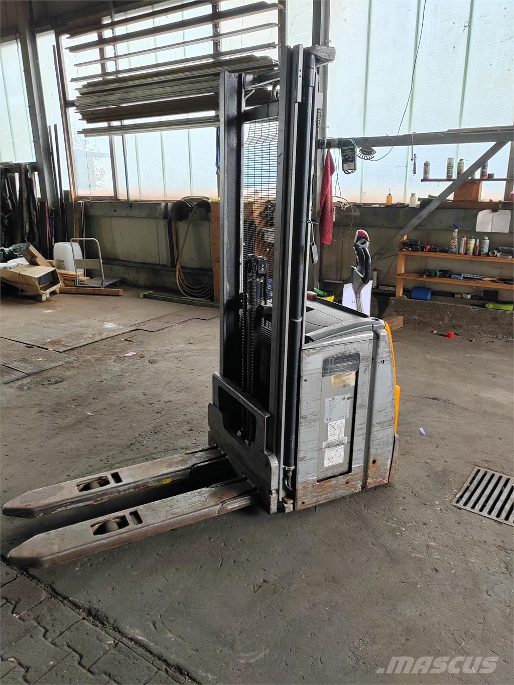 Still EXV14 行走式堆垛机