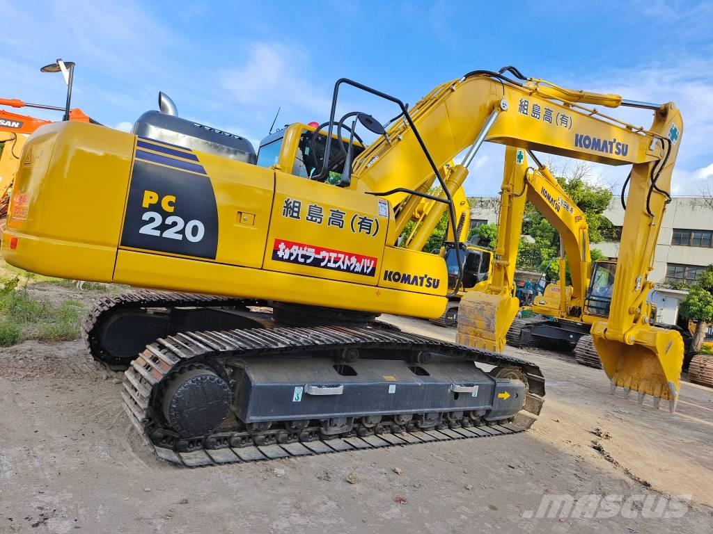 Komatsu PC 220-7 履带挖掘机