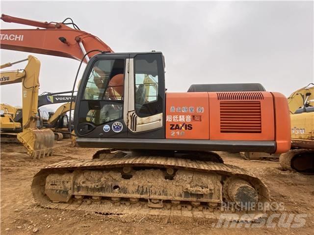 Hitachi ZX210-3 履带挖掘机