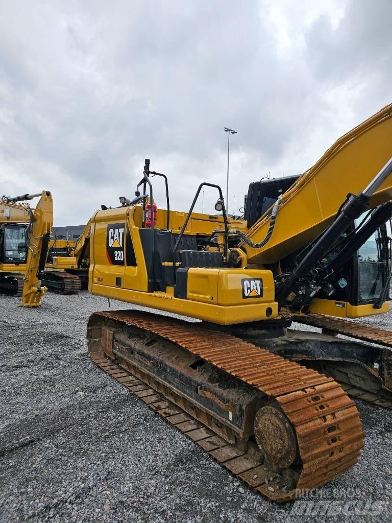 CAT 320 履带挖掘机