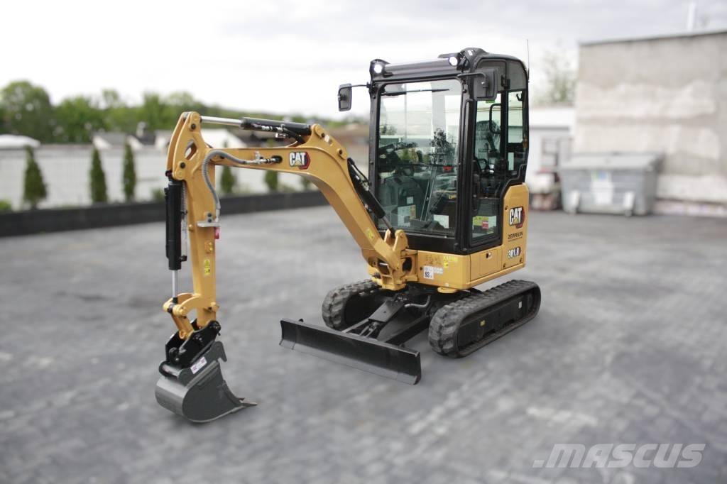 CAT 301.8-05A 小型挖掘机