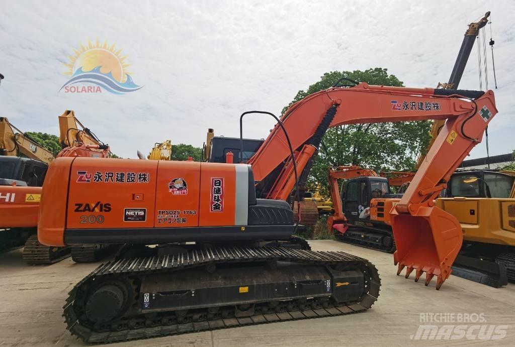 Hitachi ZX 200 履带挖掘机