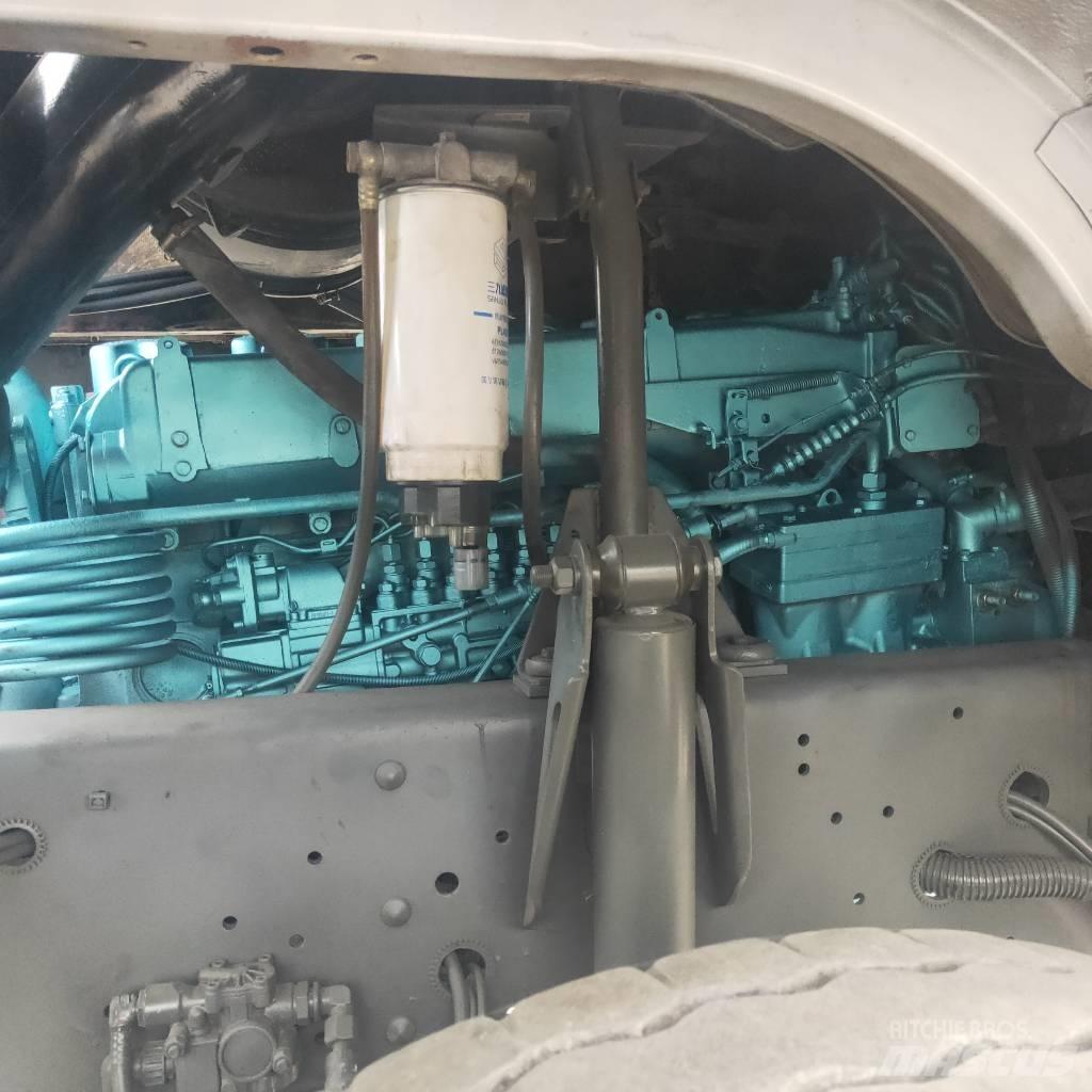 Howo 375 牵引车
