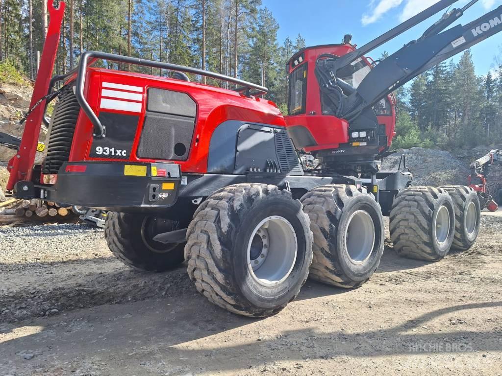 Komatsu 931 XC 收割机