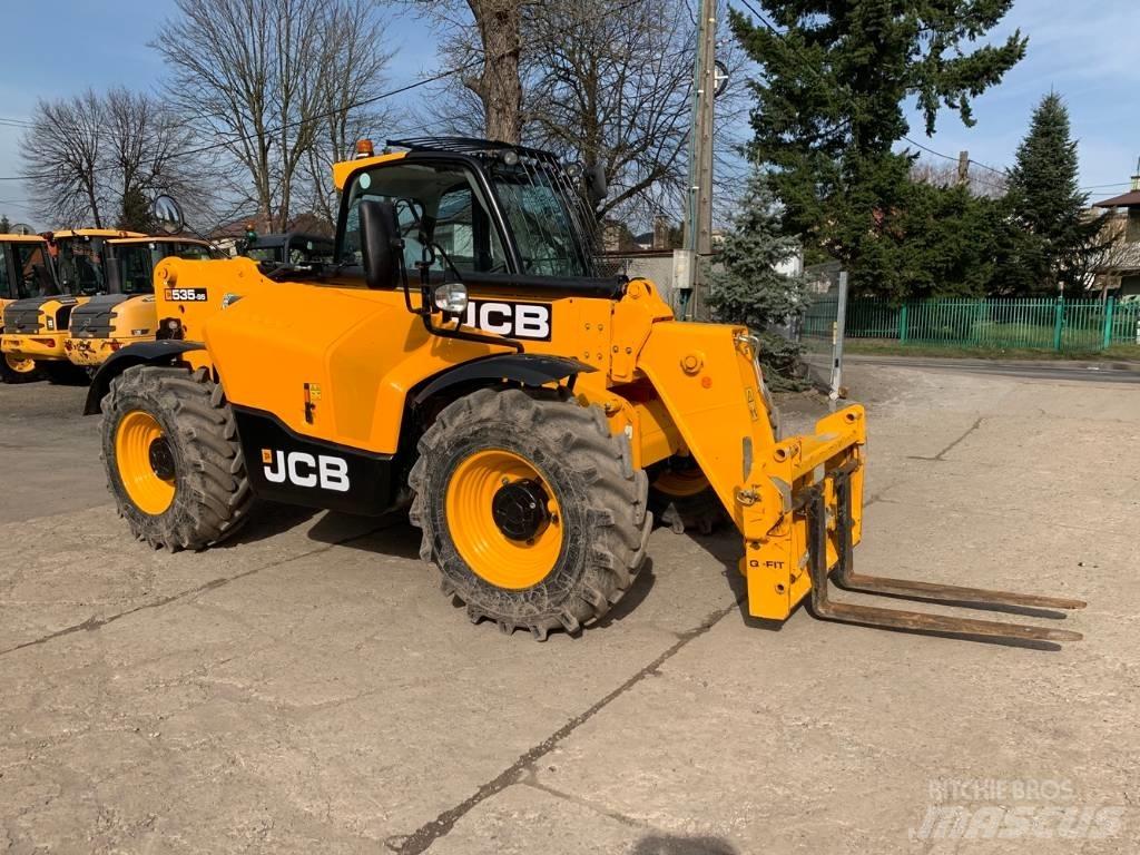 JCB 535-95 伸缩臂叉装车|叉装车