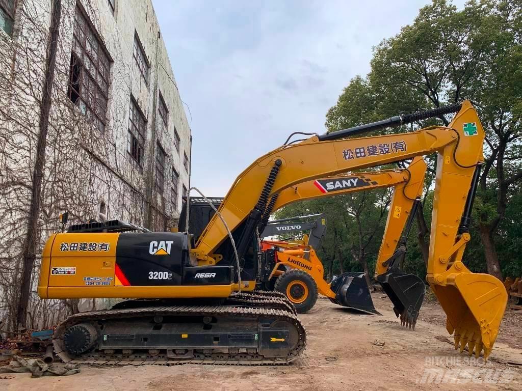 CAT 320D2 履带挖掘机