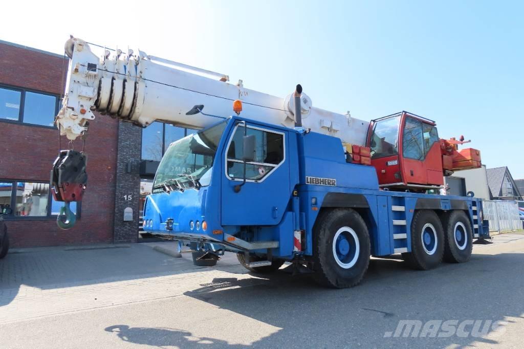 Liebherr LTM 1055-1 全地面起重机︳移动式起重机