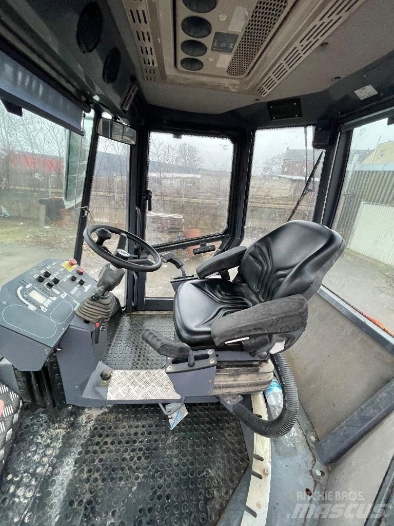 Hamm HD110 双轮压路机