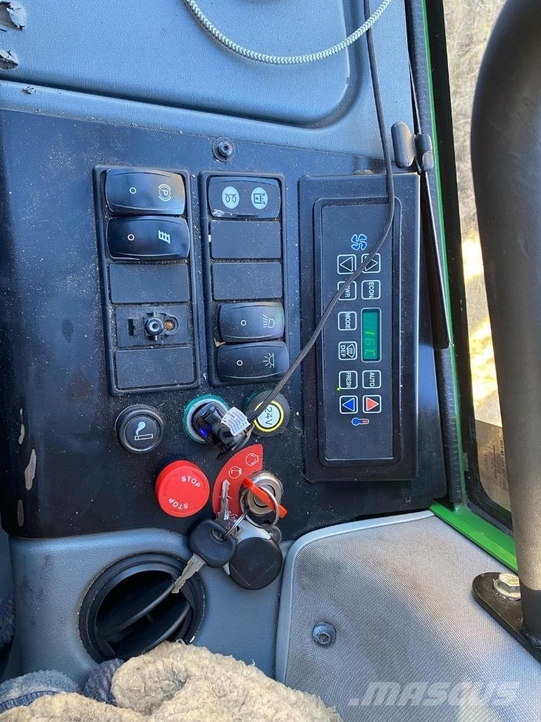 John Deere 1010 E 集运机