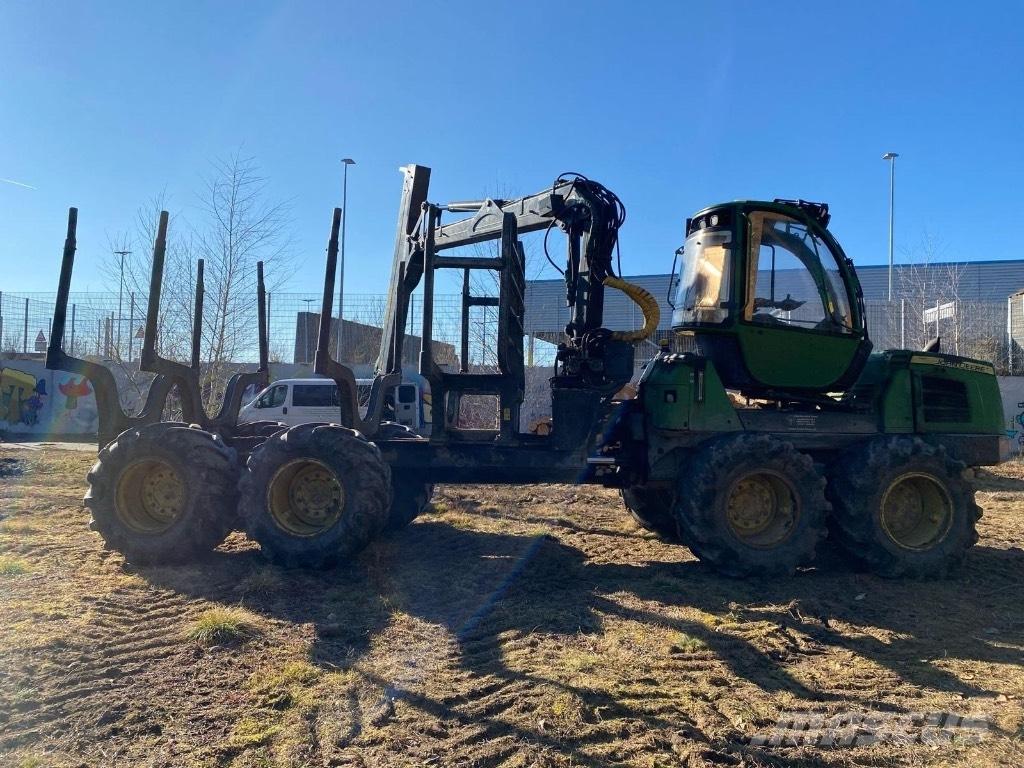 John Deere 1010 E 集运机