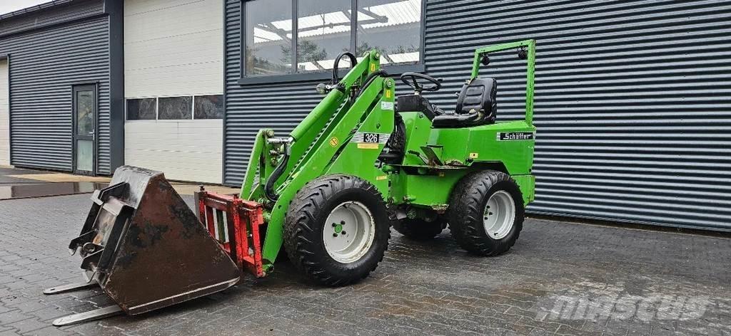 Schäffer 326 小型装载机