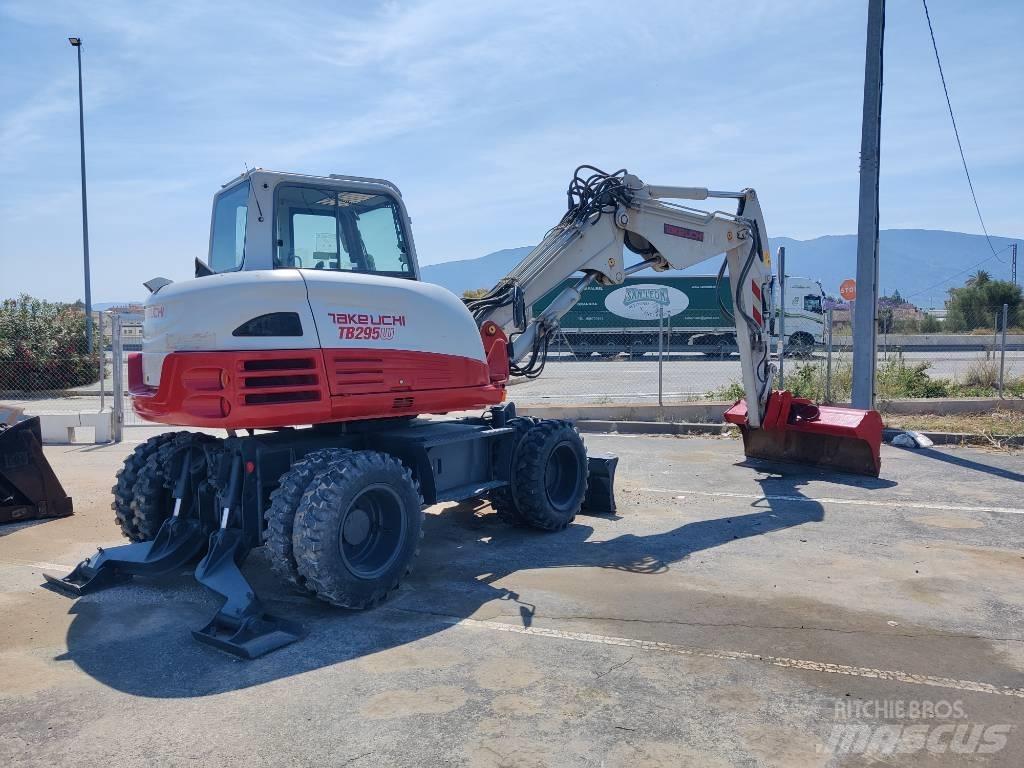 Takeuchi TB 295 W 轮式挖掘机