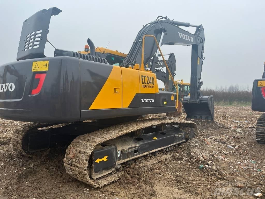Volvo EC240BLC 履带挖掘机