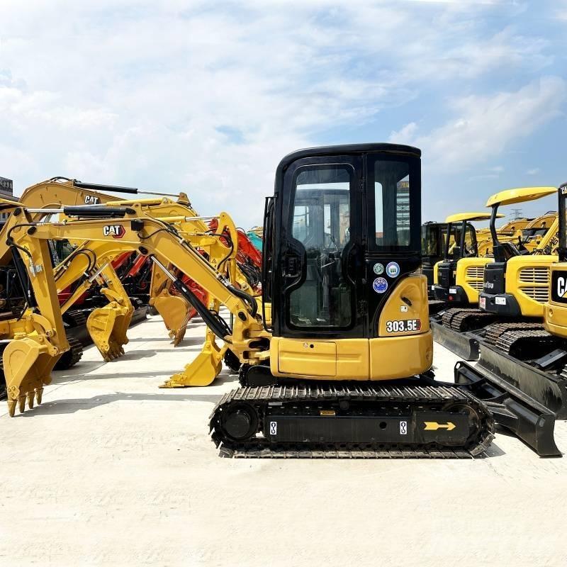 CAT 303.5 E 小型挖掘机