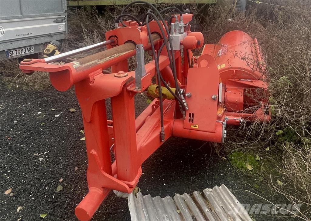 Dücker USM 18 VR4 牧场割草机和切顶器