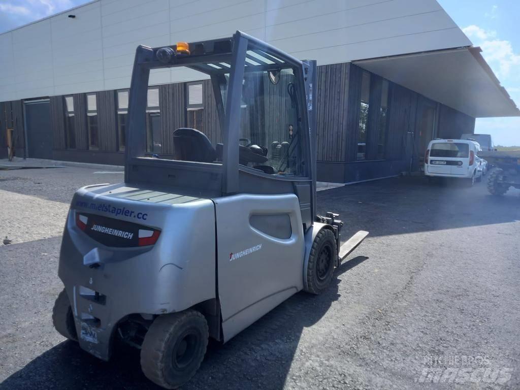 Jungheinrich EFG 540 电动叉车