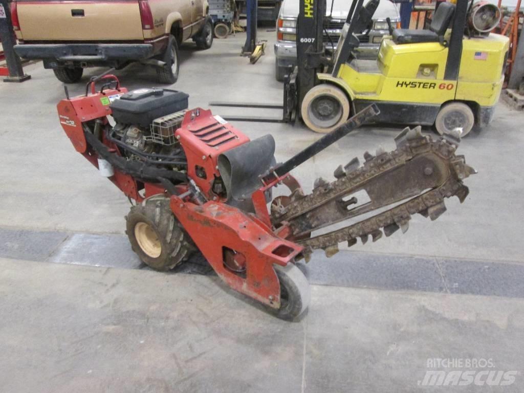Ditch Witch RT-12 挖沟机