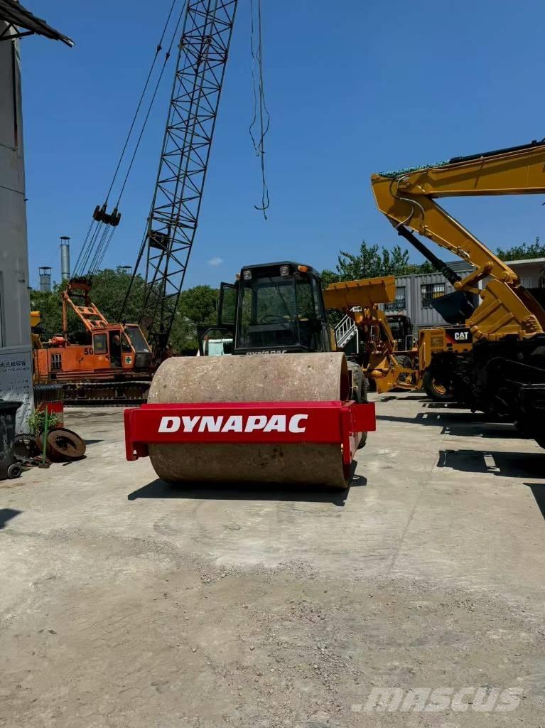Dynapac CA 30 D 单轮压路机