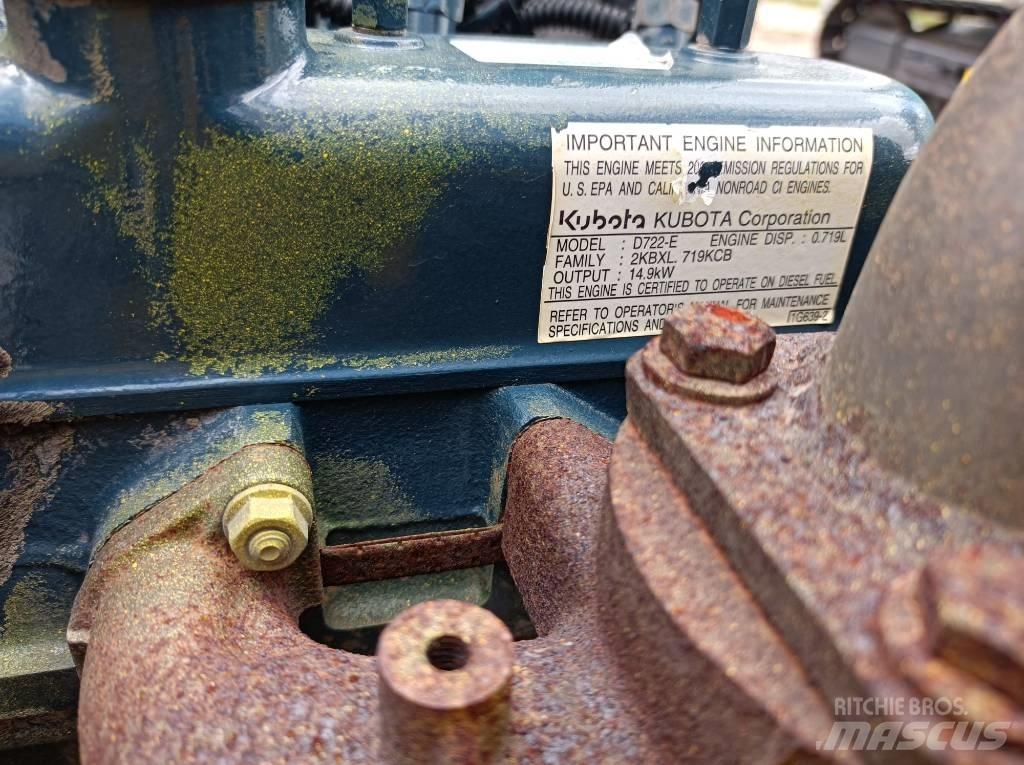 Bomag BW 90 AD-4 单轮压路机