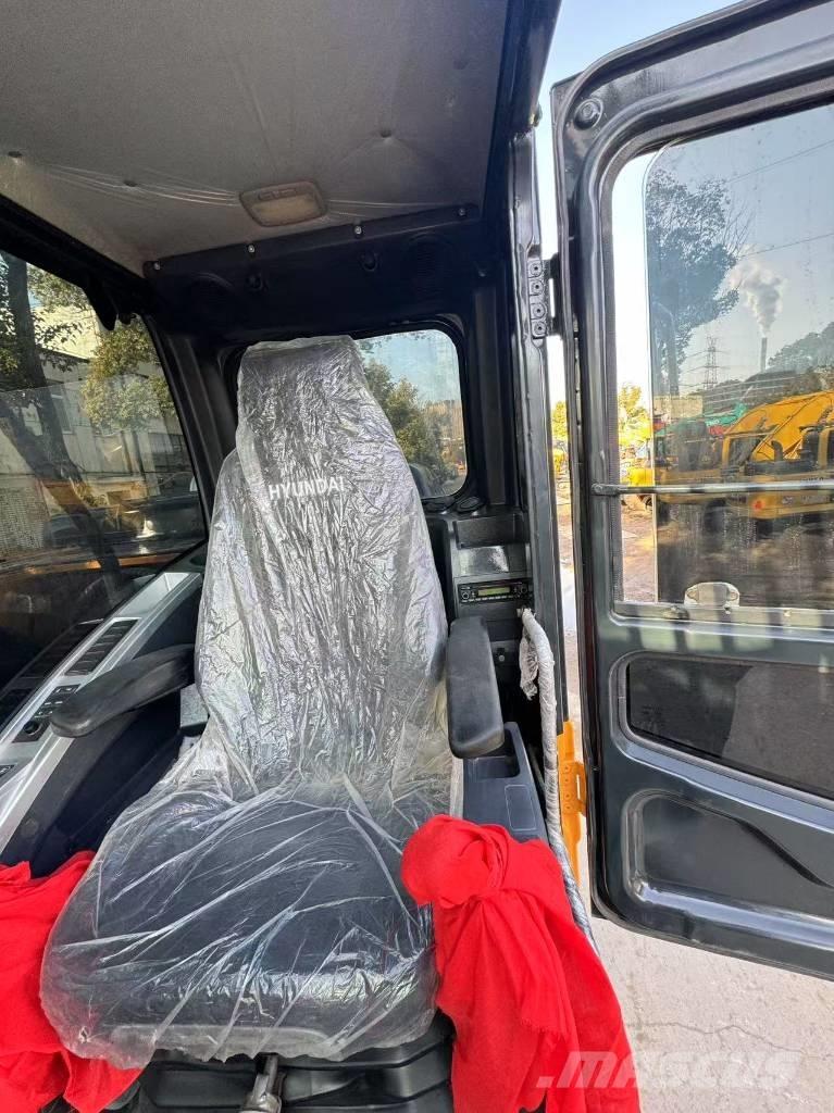 Hyundai 220lc-9s 履带挖掘机