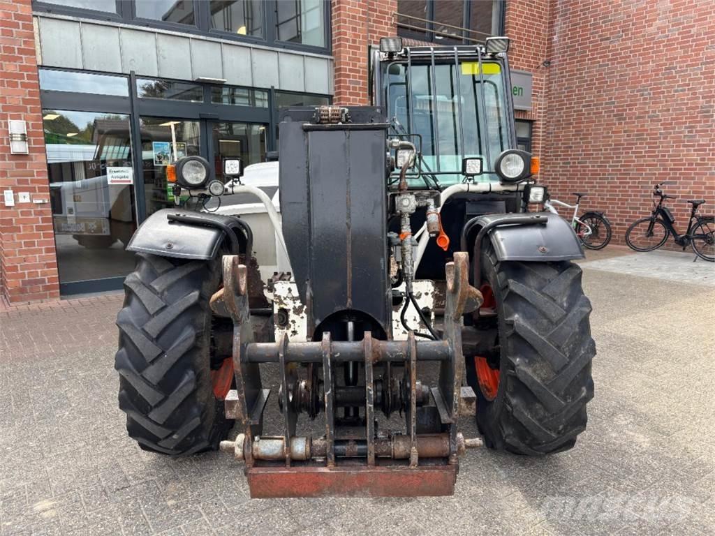 Bobcat T35100 伸缩臂叉装车|叉装车