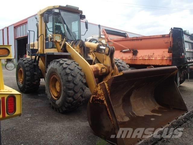 Komatsu WA 380-1L 轮式装载机