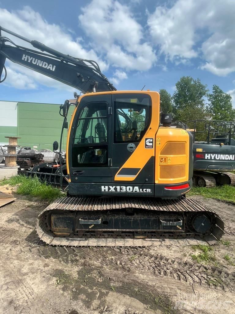 Hyundai HX130ALCR 履带挖掘机