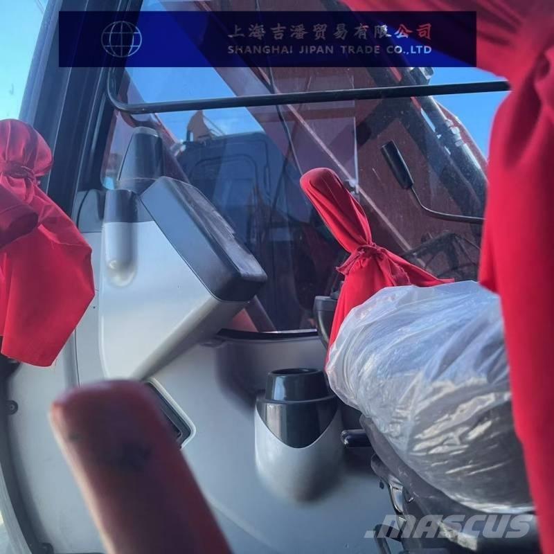 Hitachi ZX 70 小型挖掘机