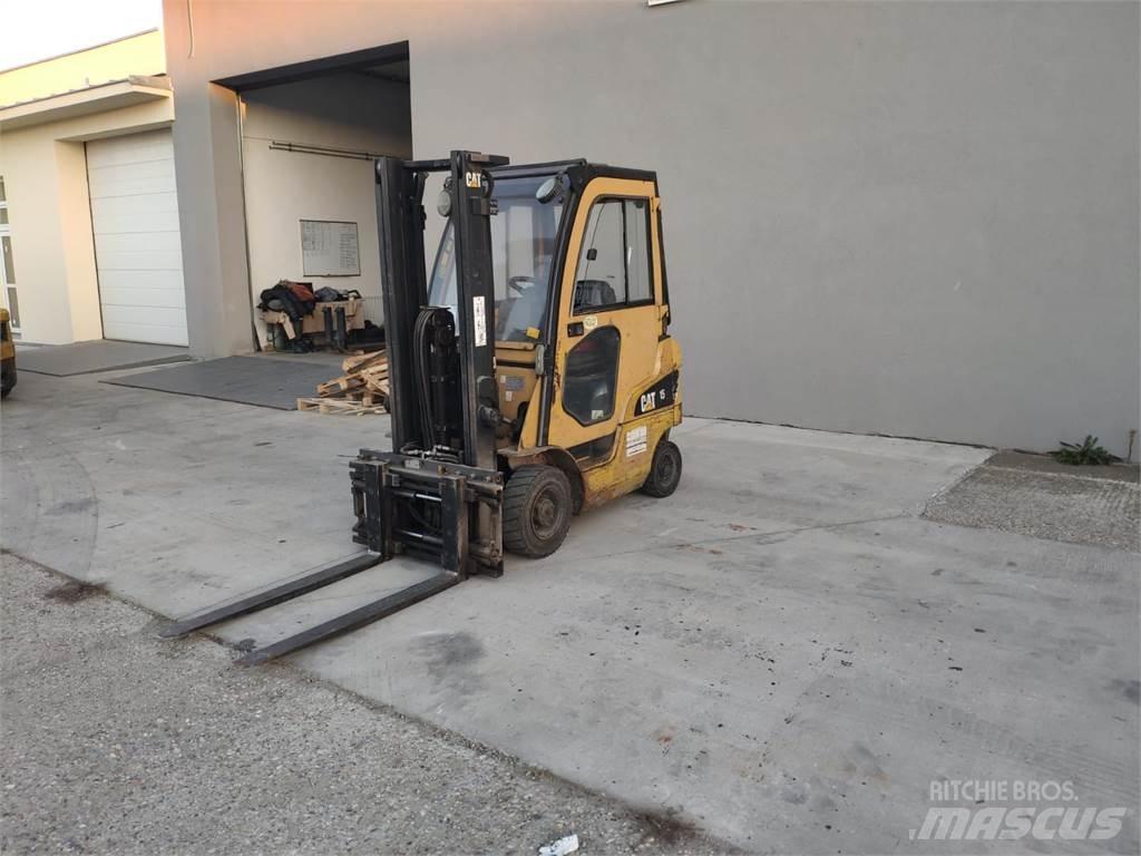CAT GP15N 天然气叉车