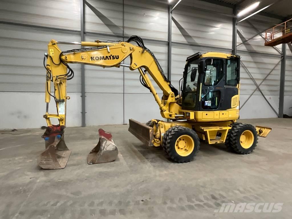Komatsu PW 98 MR-8 轮式挖掘机